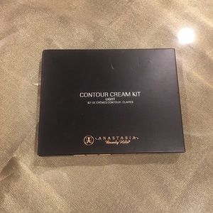 Anastasia beverly hills contour cream kit (light)